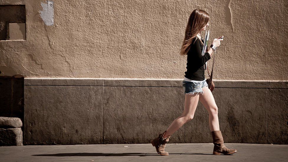 Walking with mobile phone app